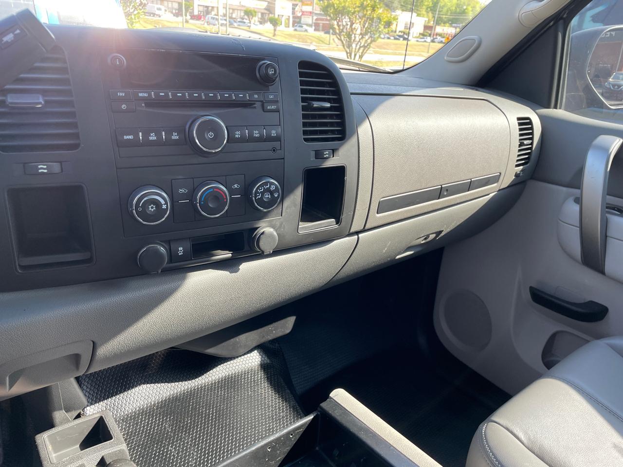 Chevrolet Silverado 1500 4WD Crew Cab 143.5" Work Truck 2013