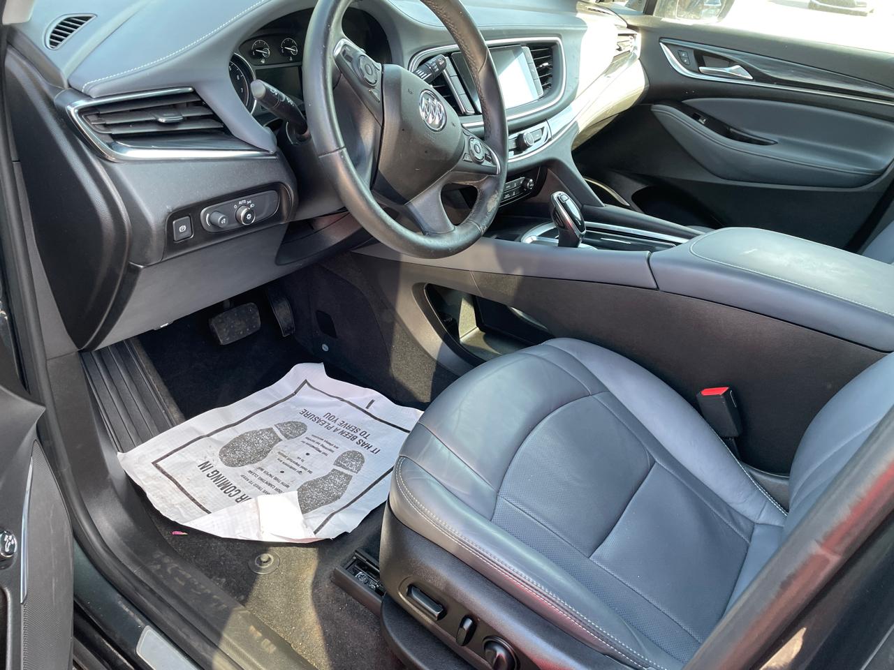 Buick Enclave FWD 4dr Essence 2018