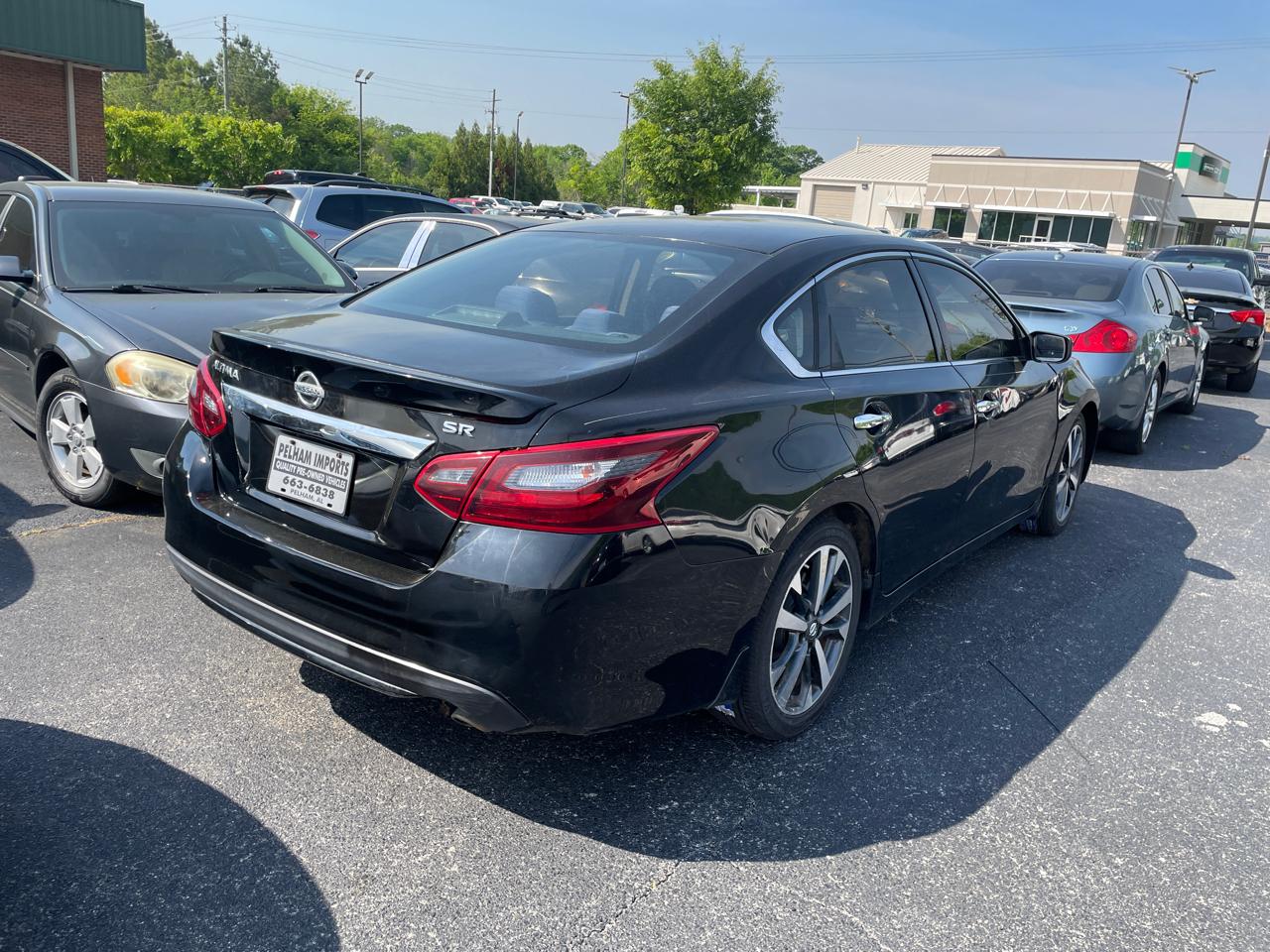 Nissan Altima 2.5 SR Sedan 2017
