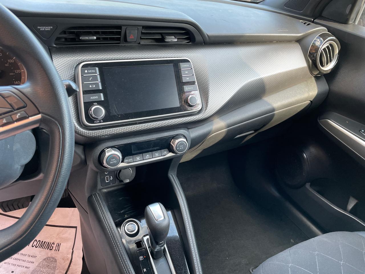 Nissan Kicks SV FWD 2018