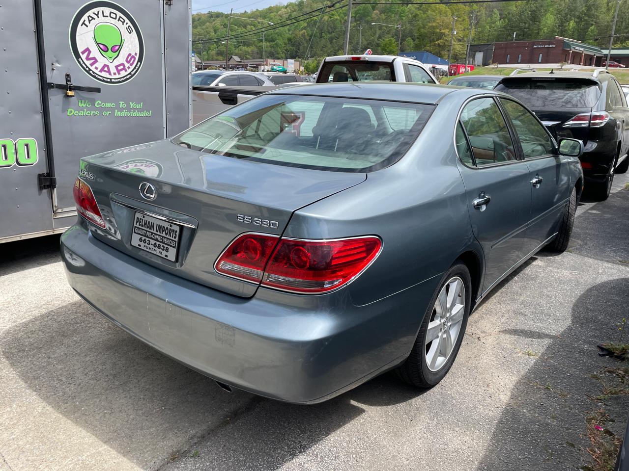 Lexus ES 330 4dr Sdn 2005