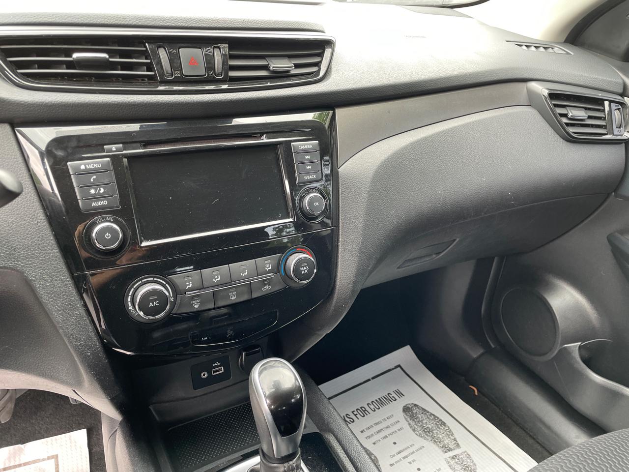 Nissan Rogue Sport FWD S 2021
