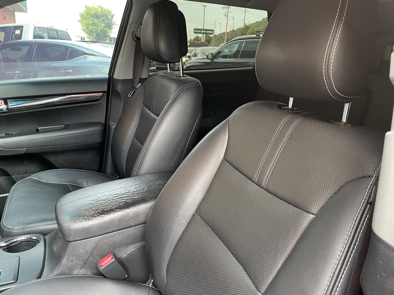 Kia Sorento AWD 4dr V6 SX 2013