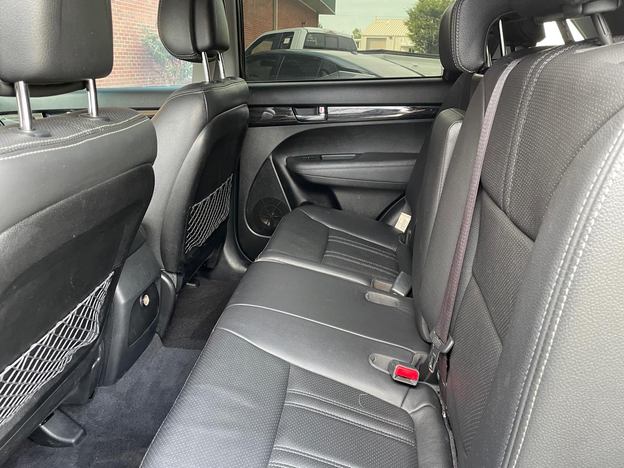 Kia Sorento AWD 4dr V6 SX 2013