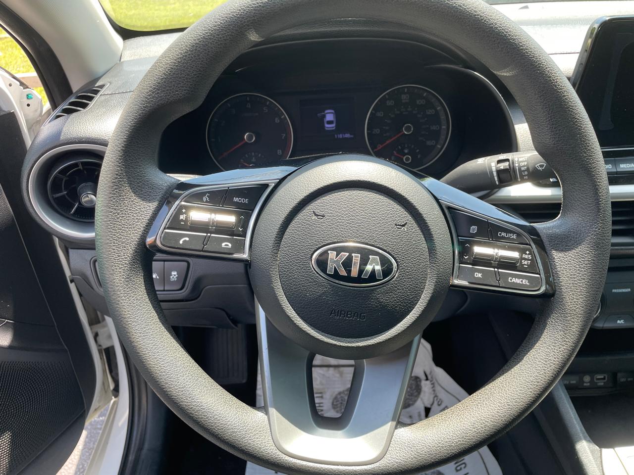 Kia Forte LXS IVT 2020