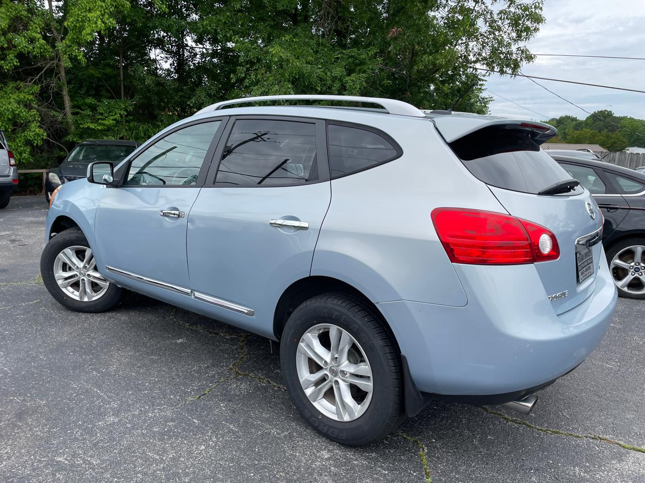 Nissan Rogue AWD 4dr SV 2013