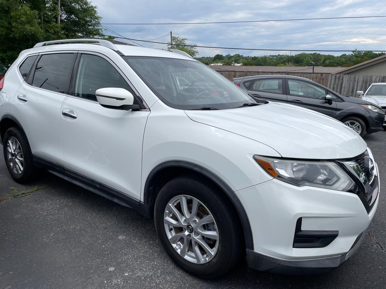 Nissan Rogue FWD SV 2017