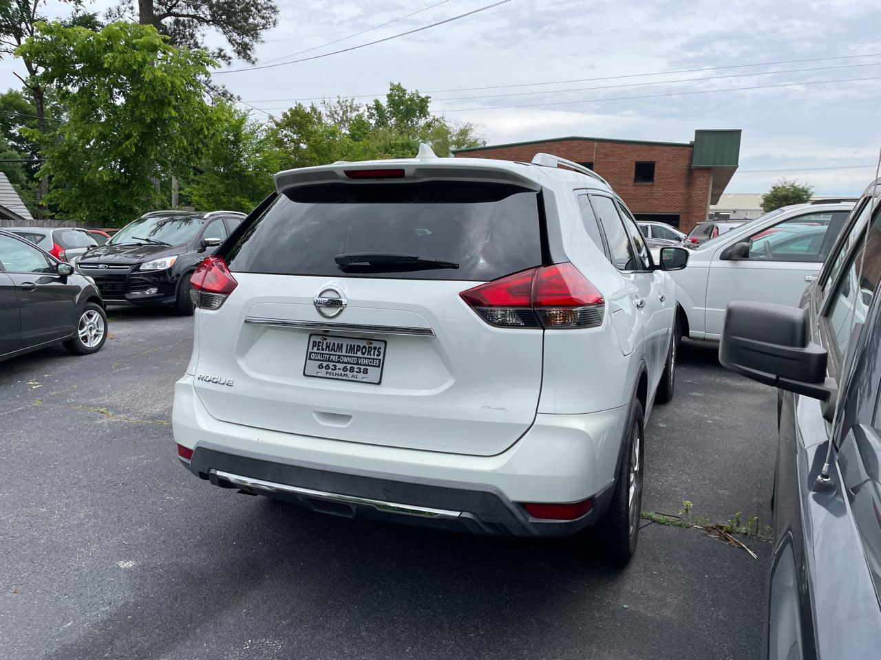 Nissan Rogue FWD SV 2017