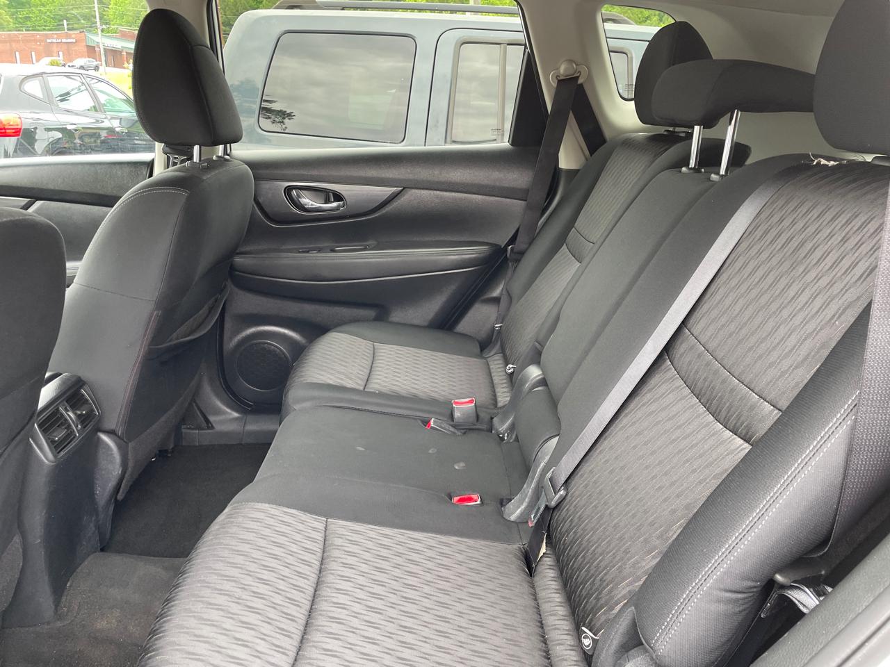 Nissan Rogue FWD SV 2017