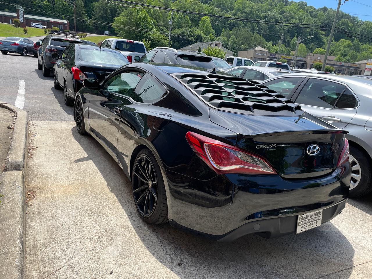 Hyundai Genesis Coupe 2dr 3.8L Auto Base w/Black Seats 2015