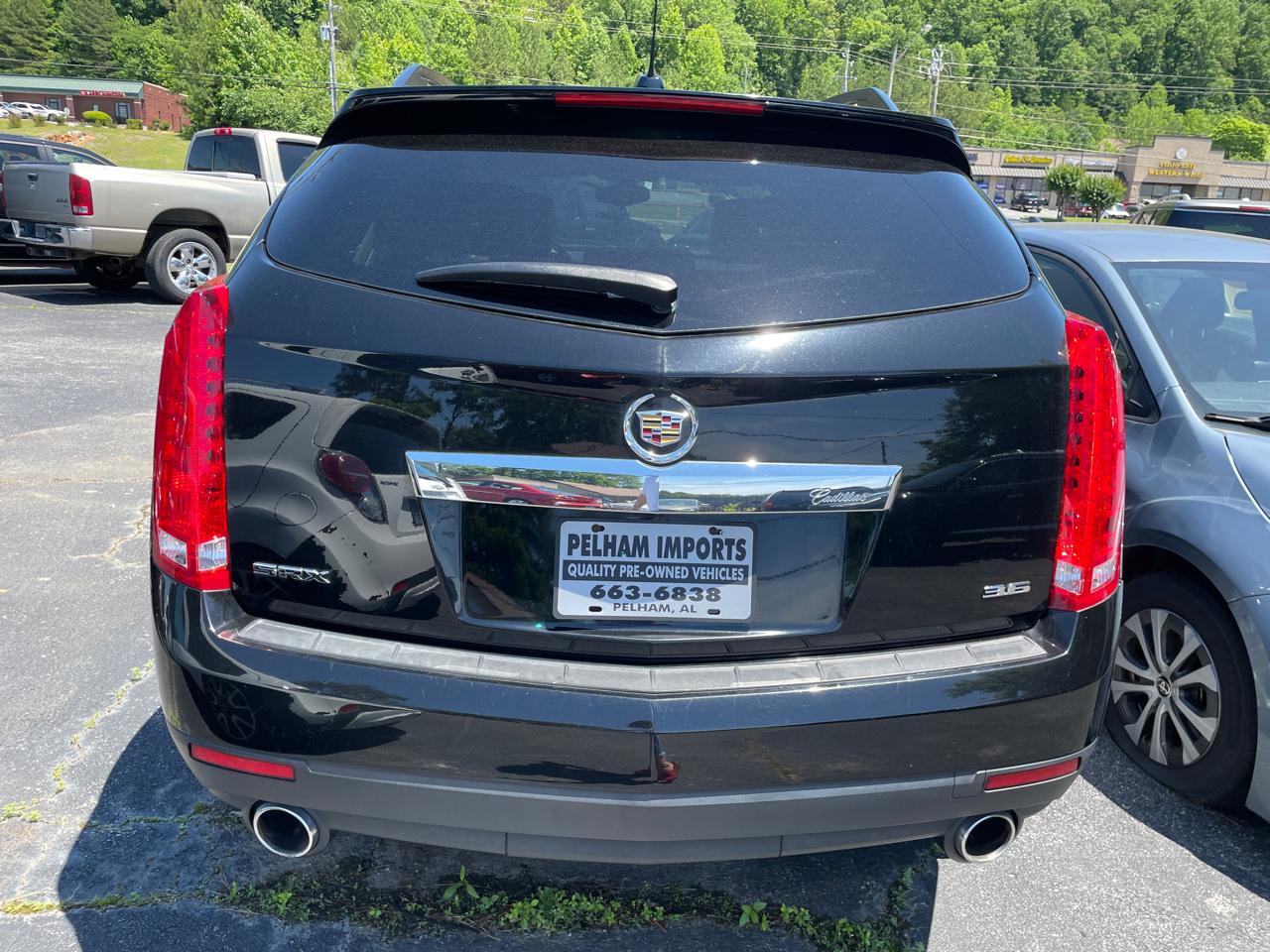 Cadillac SRX FWD 4dr Base 2016