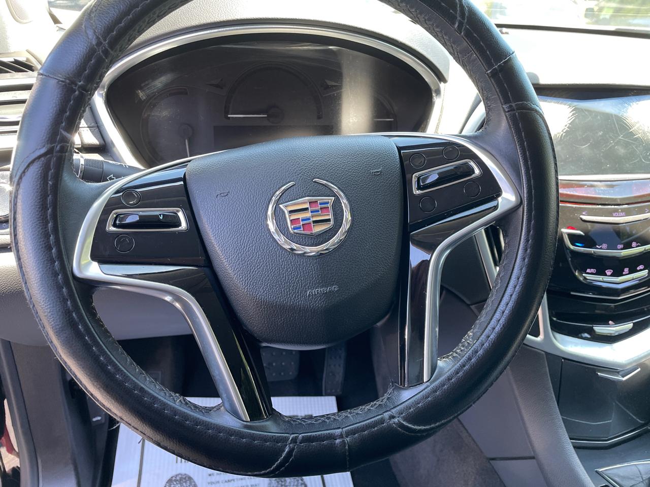 Cadillac SRX FWD 4dr Base 2016