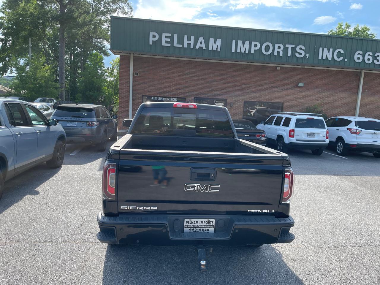 GMC Sierra 1500 4WD Crew Cab 143.5" Denali 2017