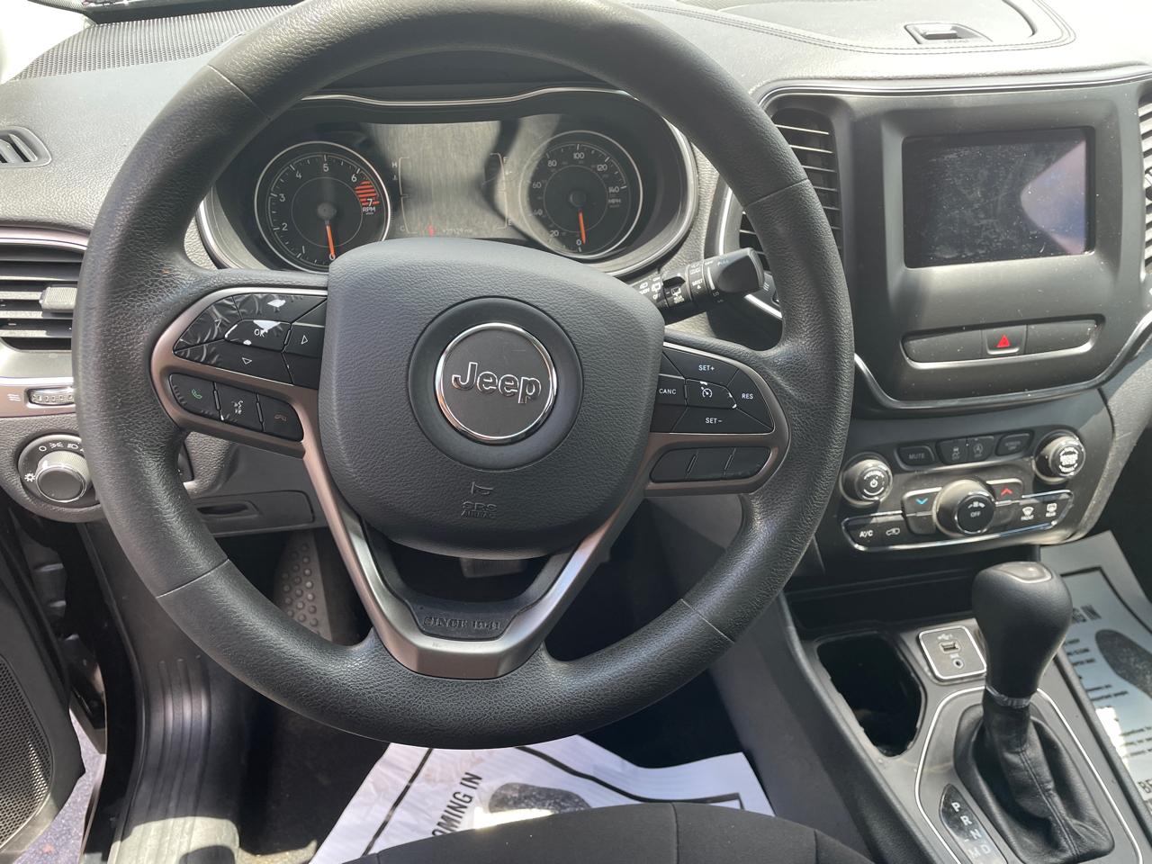 Jeep Cherokee Latitude FWD 2020