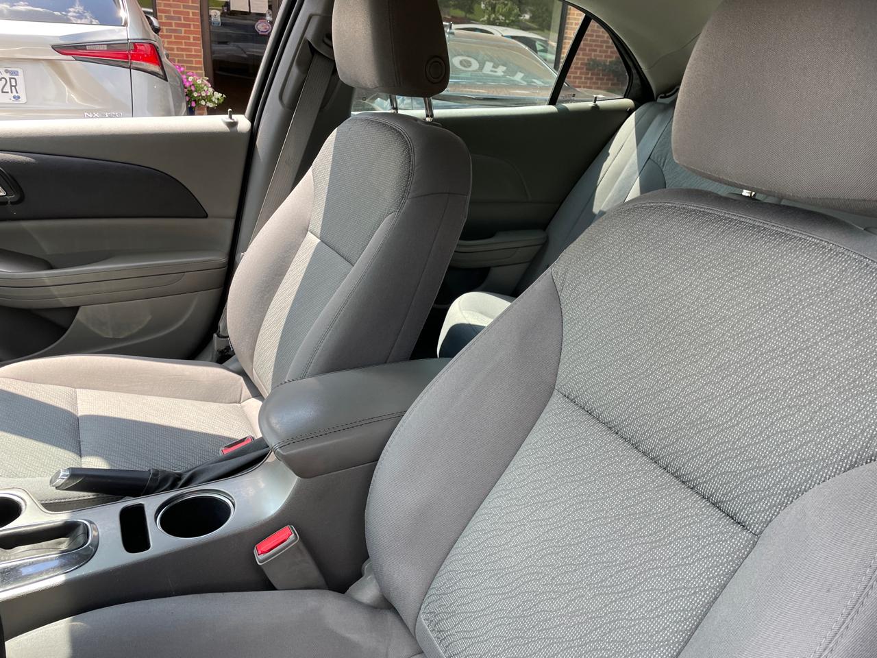 Chevrolet Malibu 4dr Sdn LS w/1LS 2015