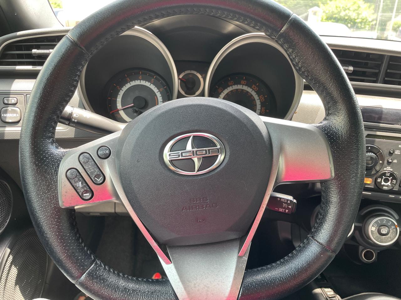 Scion tC 2dr HB Auto (Natl) 2013