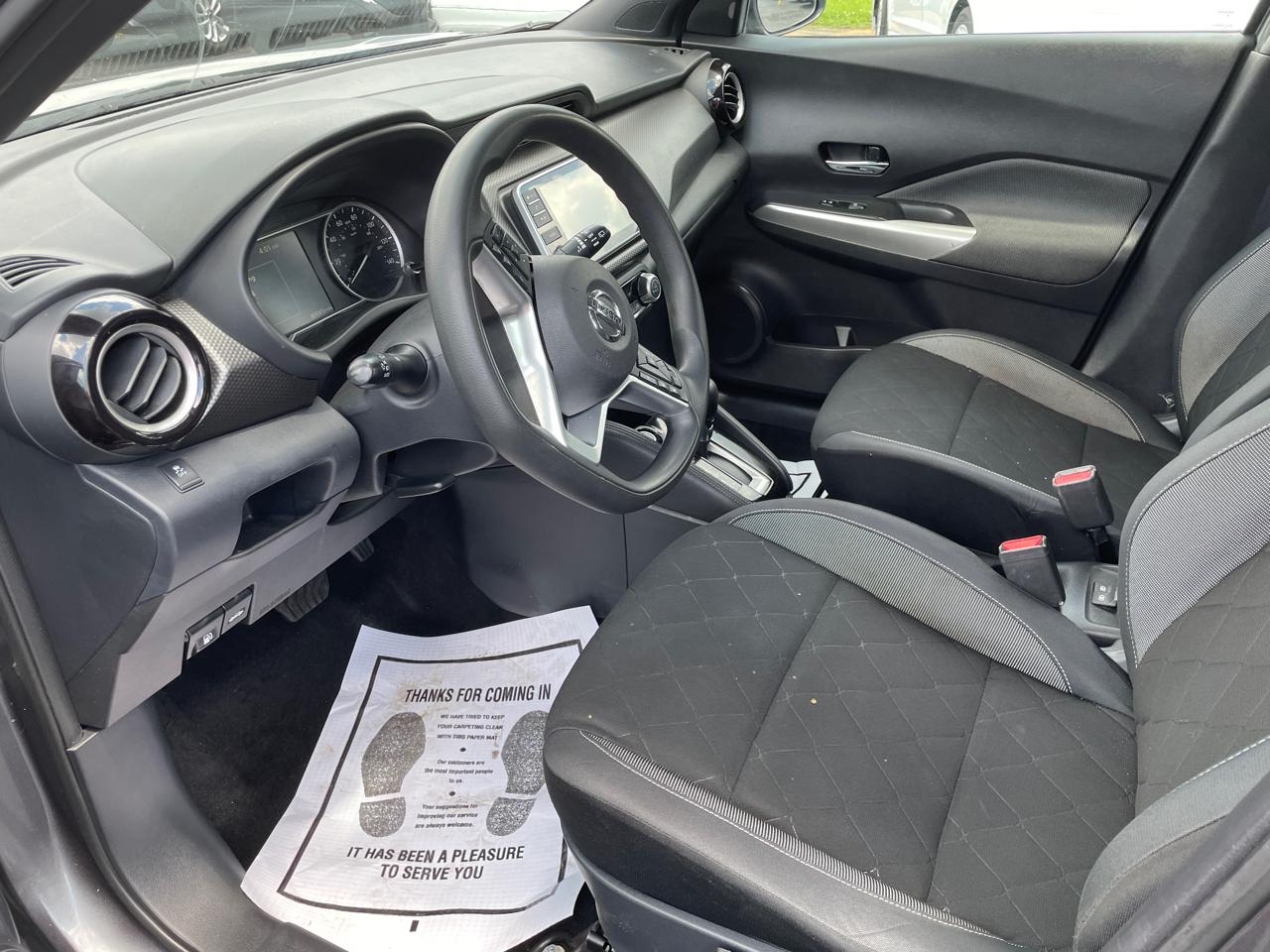 Nissan Kicks SV FWD 2019