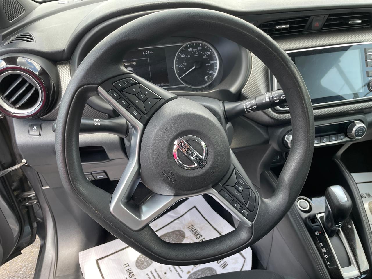 Nissan Kicks SV FWD 2019
