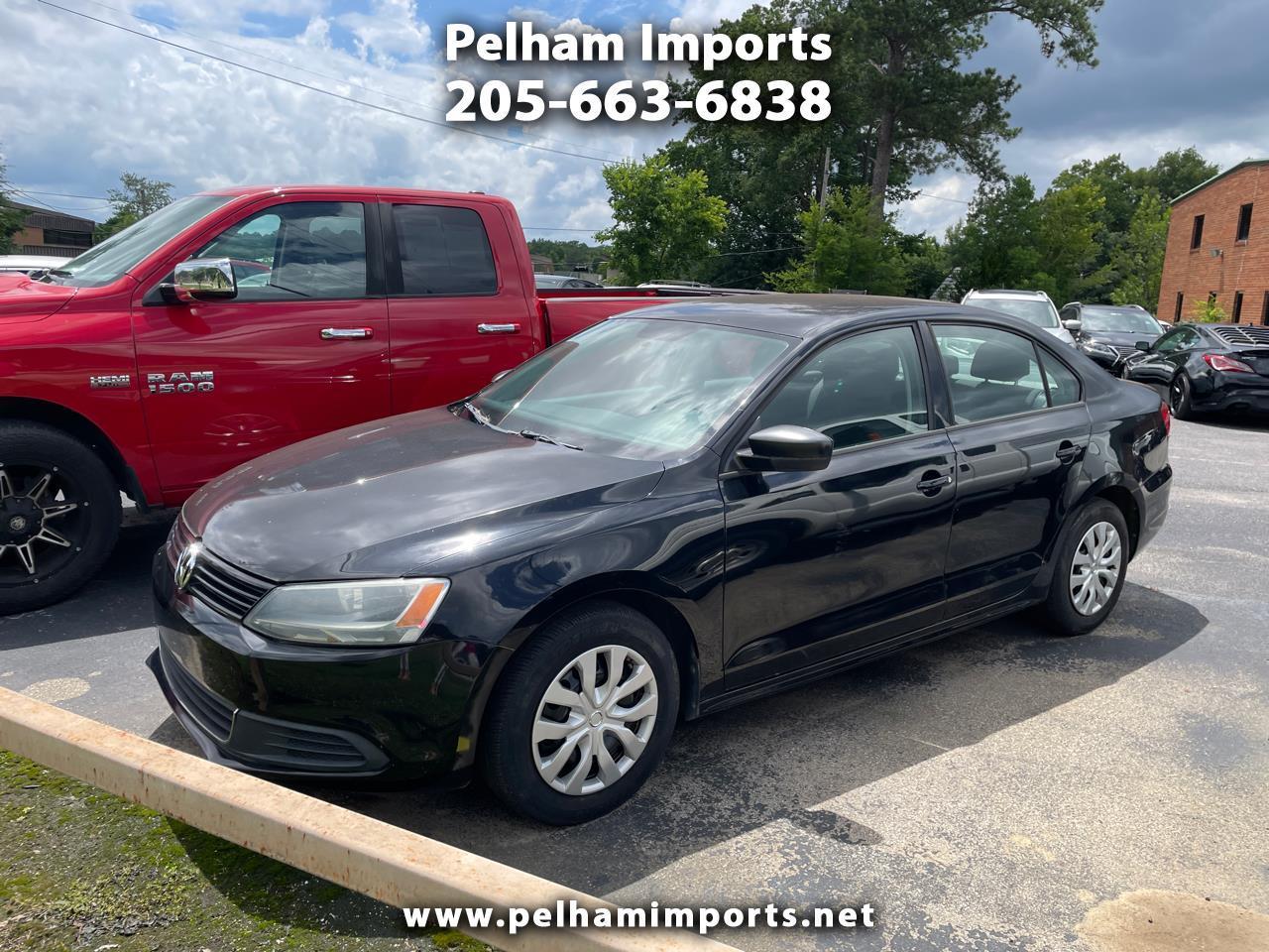 2013 Volkswagen Jetta Sedan 4dr Man S
