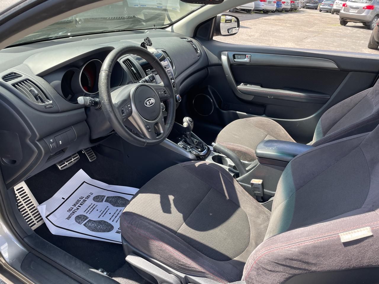 Kia Forte Koup 2dr Cpe Auto SX 2011