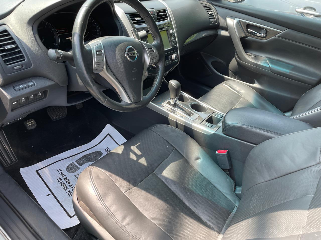 Nissan Altima 4dr Sdn V6 3.5 SL 2015