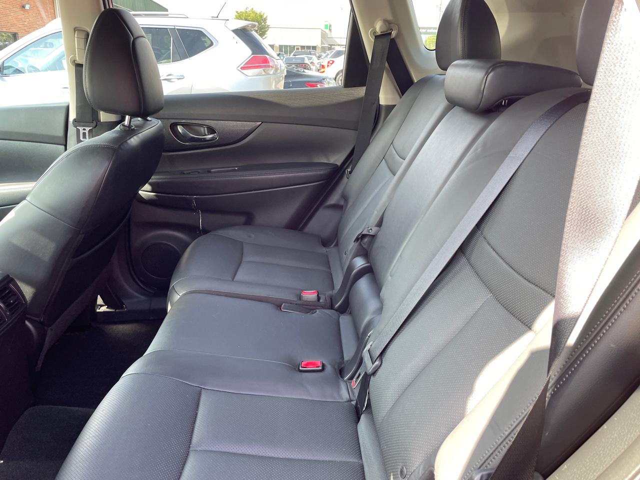 Nissan Rogue FWD SV 2017
