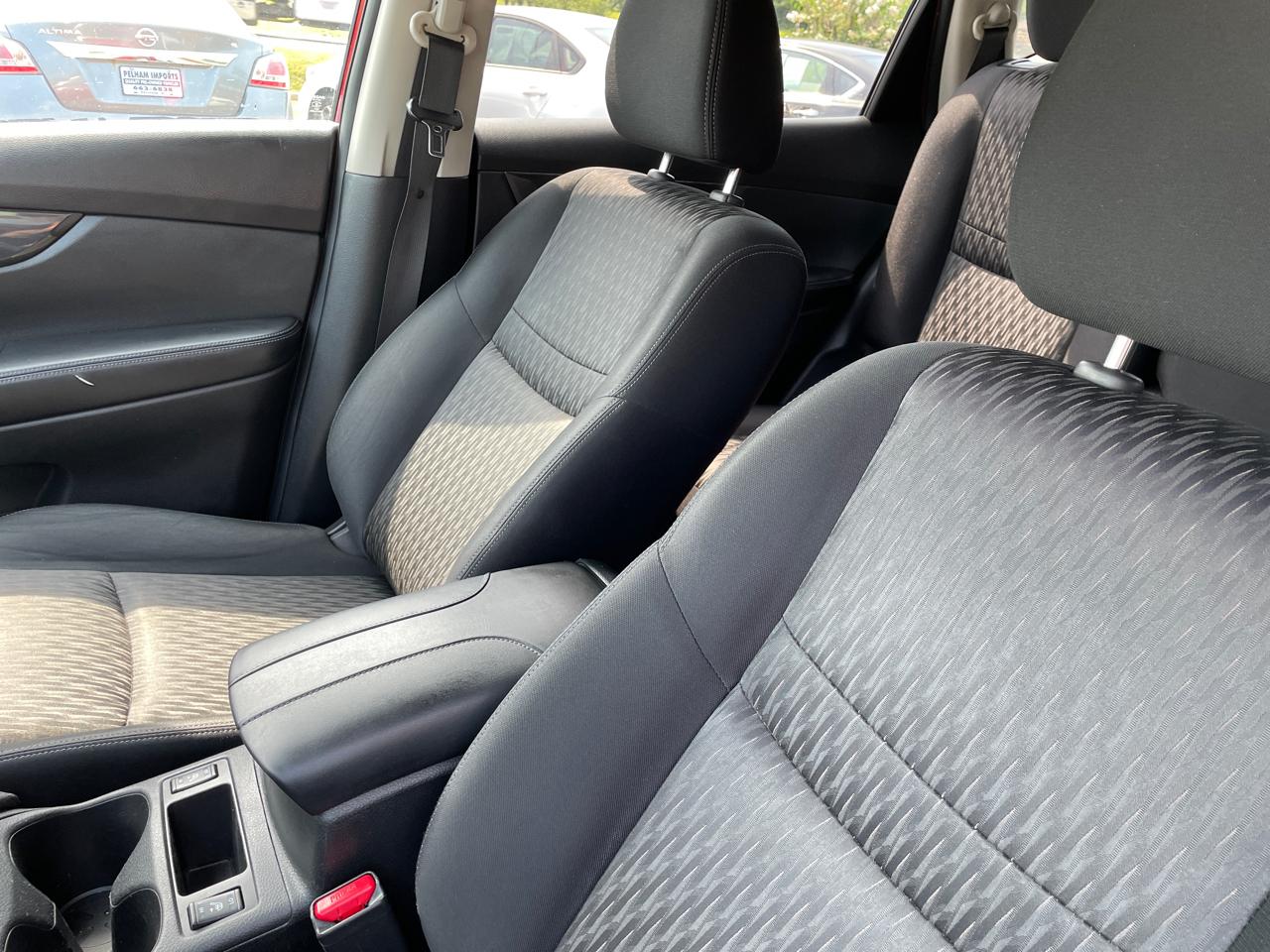 Nissan Rogue FWD SV 2017