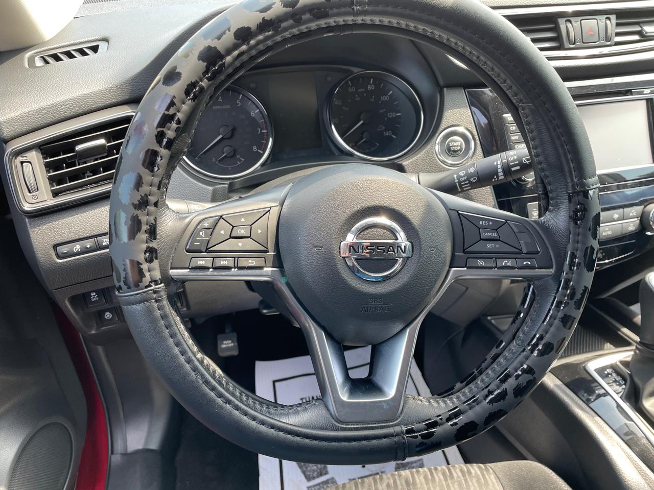 Nissan Rogue FWD SV 2017