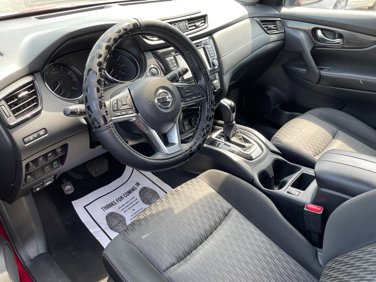 Nissan Rogue FWD SV 2017