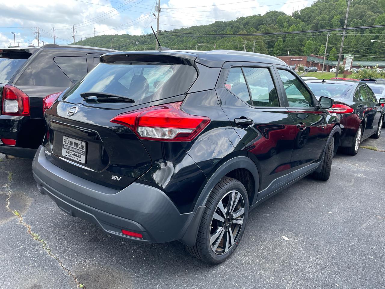 Nissan Kicks SV FWD 2019