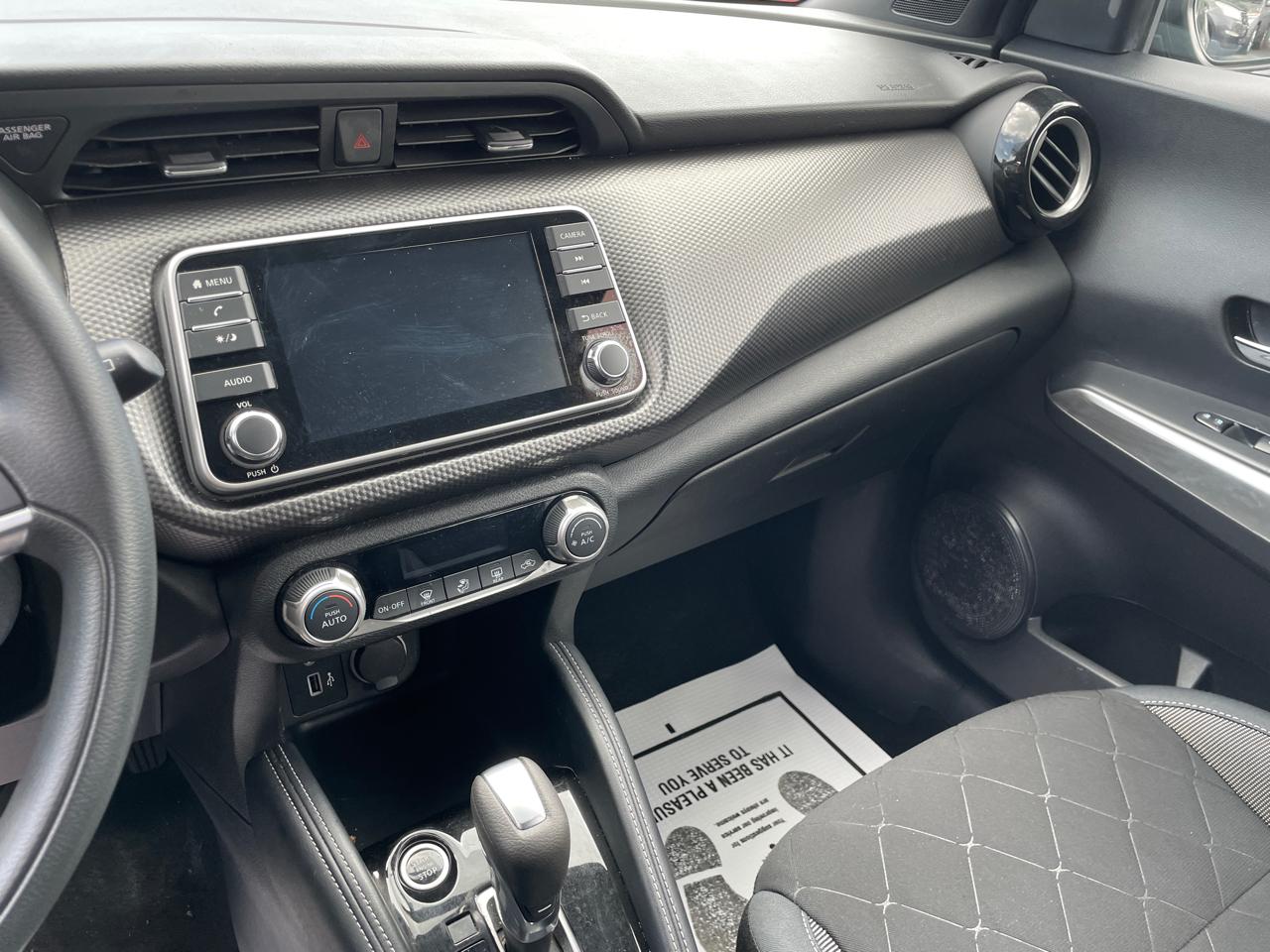 Nissan Kicks SV FWD 2019