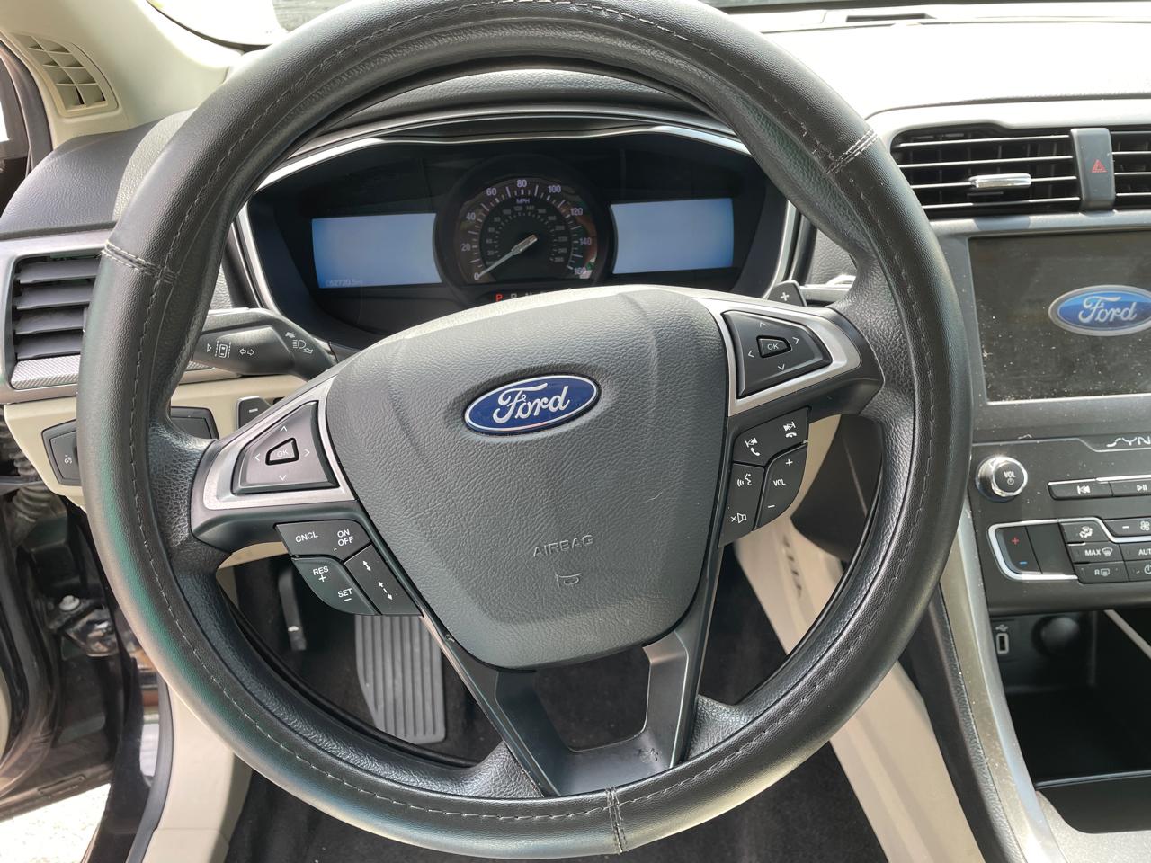 Ford Fusion SE FWD 2019