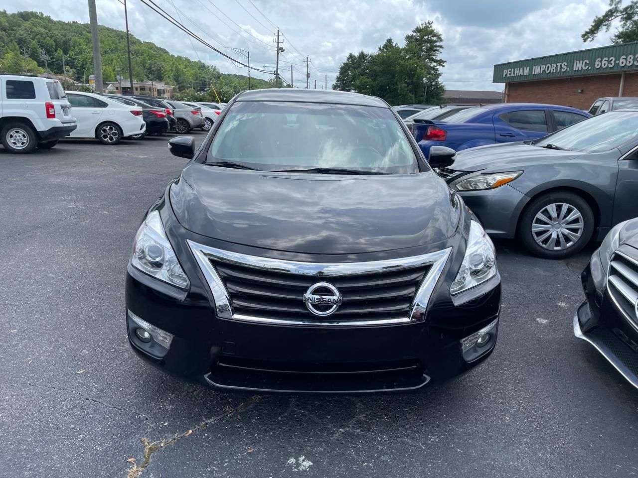 Nissan Altima 4dr Sdn I4 2.5 SL 2013