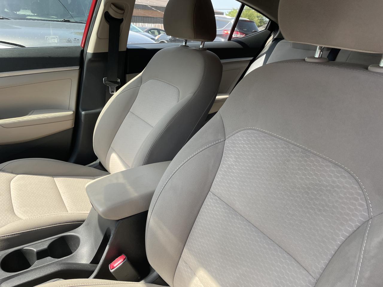 Hyundai Elantra SE Auto 2019