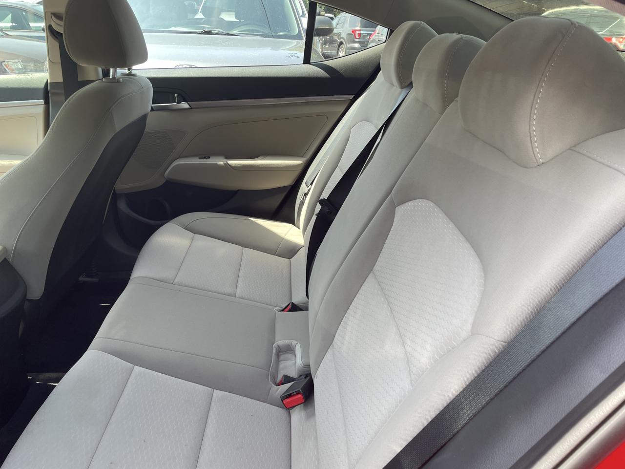 Hyundai Elantra SE Auto 2019