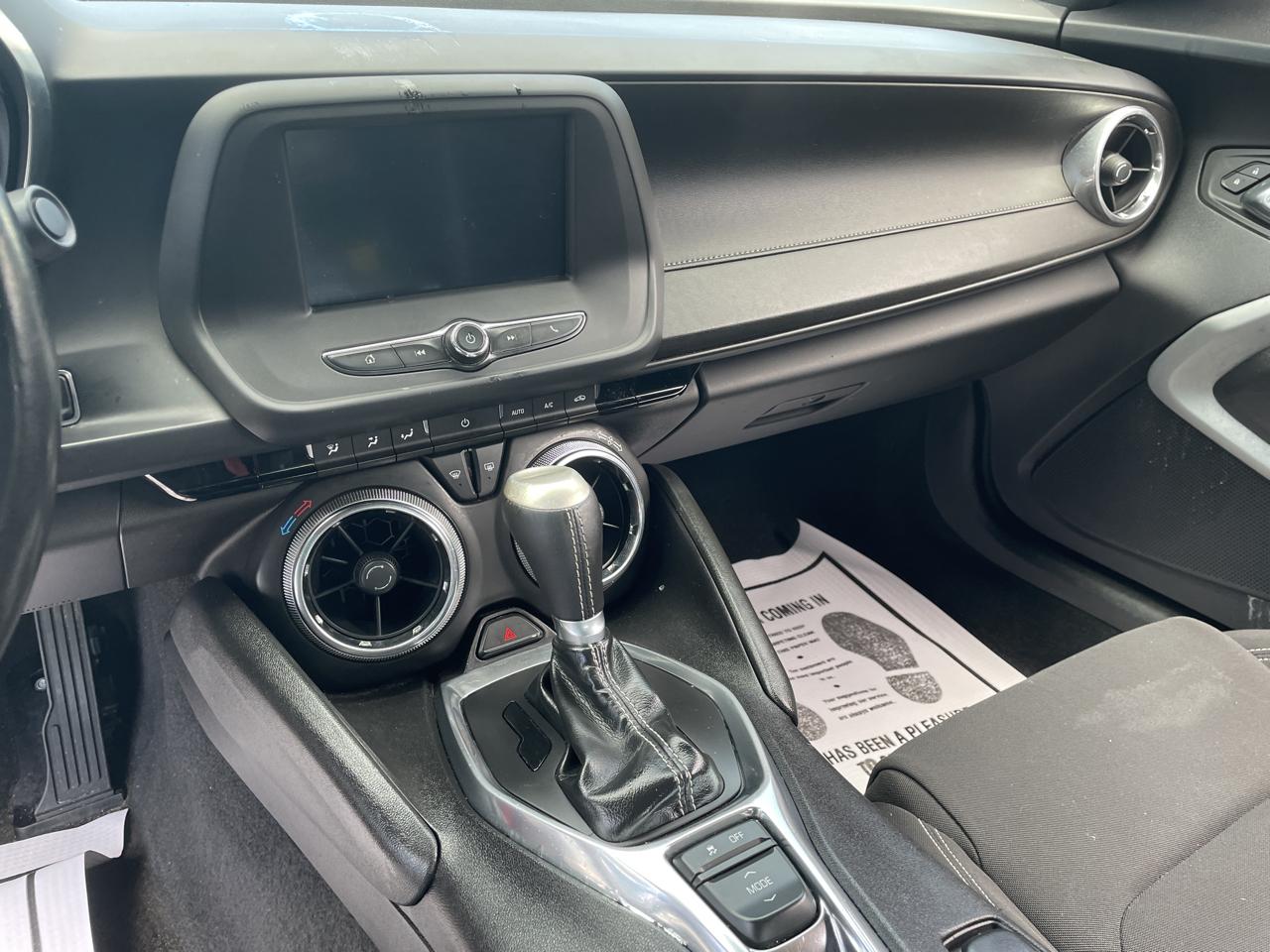 Chevrolet Camaro 2dr Cpe 1LT 2016