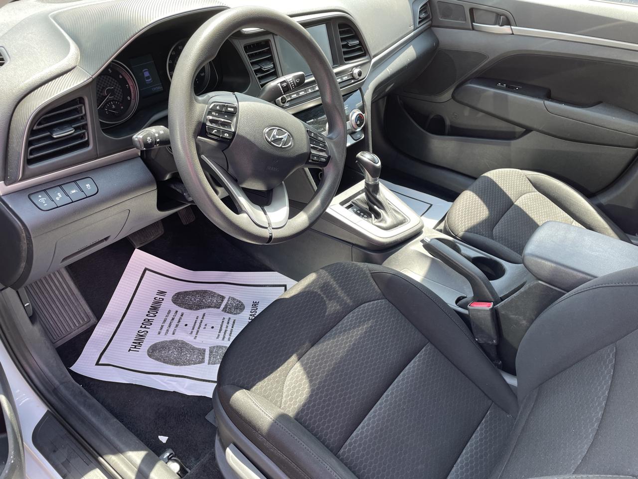 Hyundai Elantra SEL Auto 2019