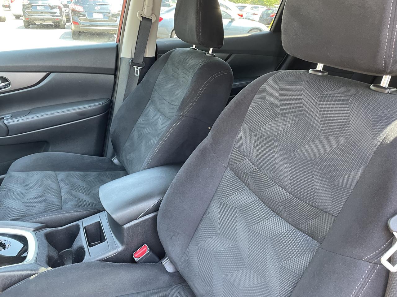 Nissan Rogue AWD 4dr SV 2014