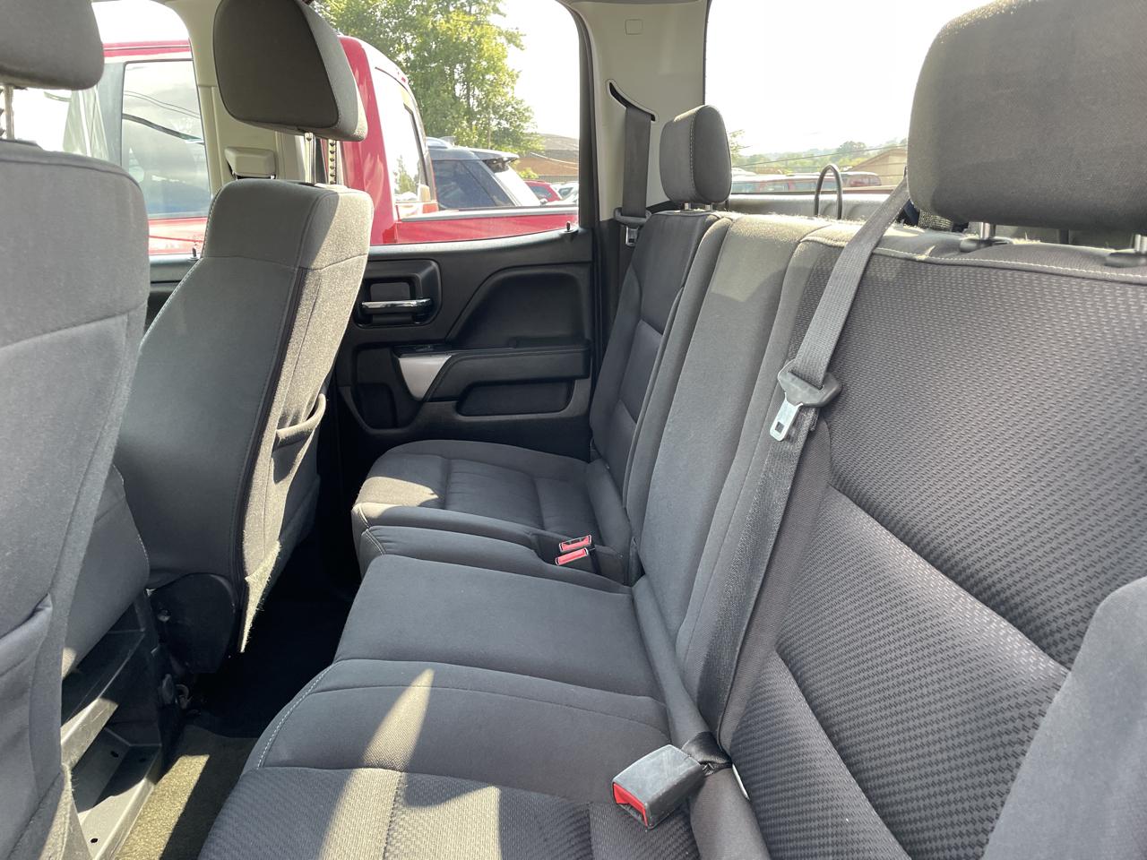 Chevrolet Silverado 1500 Custom Dbl Cab 4WD 2018