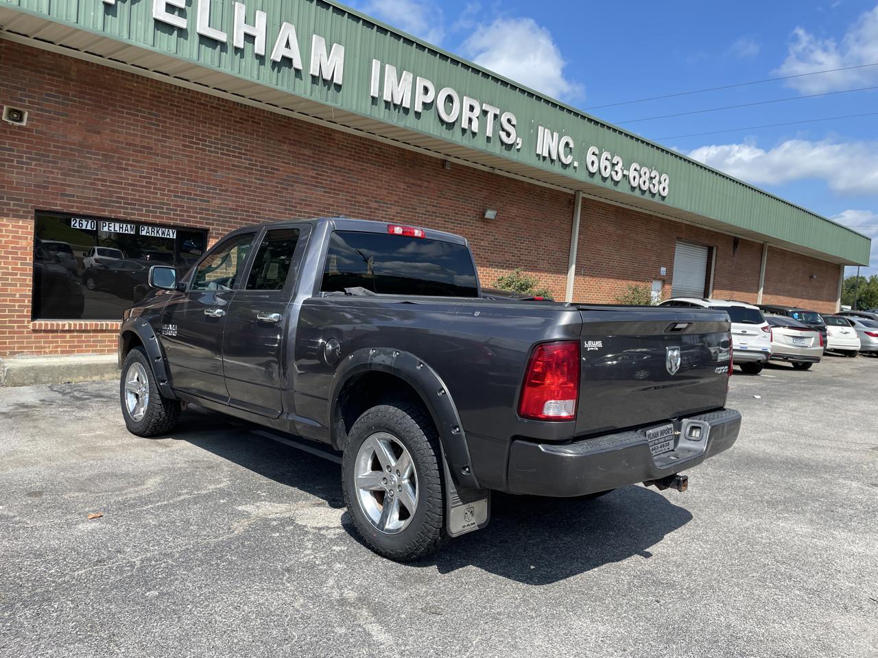 RAM 1500 4WD Quad Cab 140.5" Express 2016