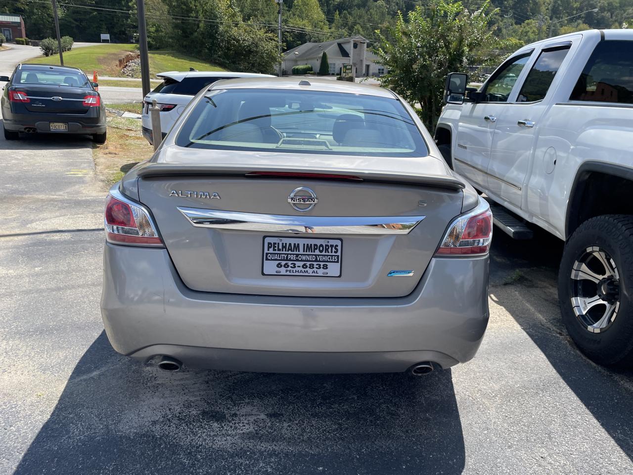 Nissan Altima 4dr Sdn I4 2.5 S 2014