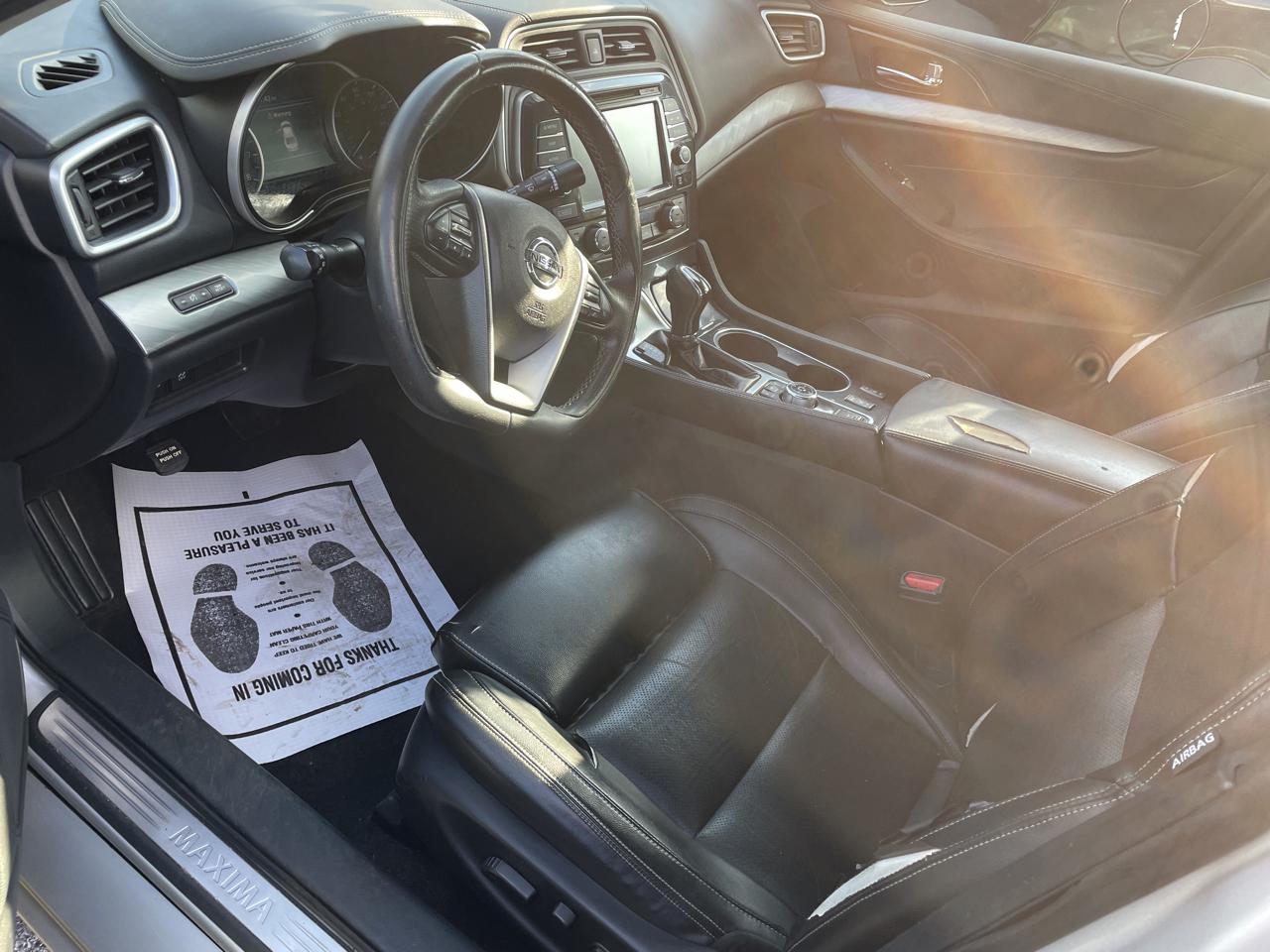 Nissan Maxima SV 3.5L 2018