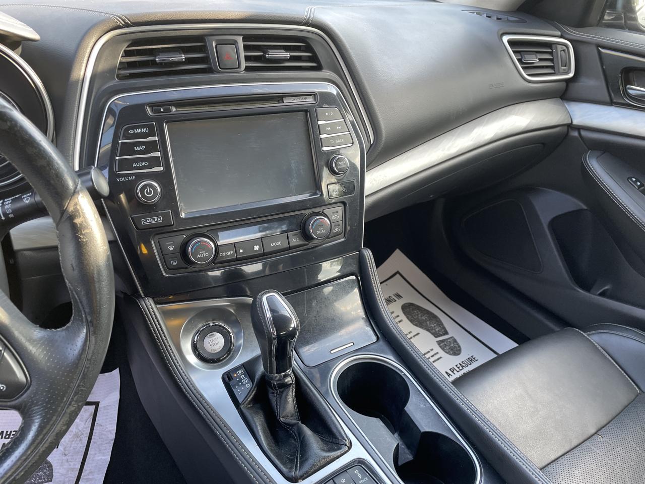 Nissan Maxima SV 3.5L 2018