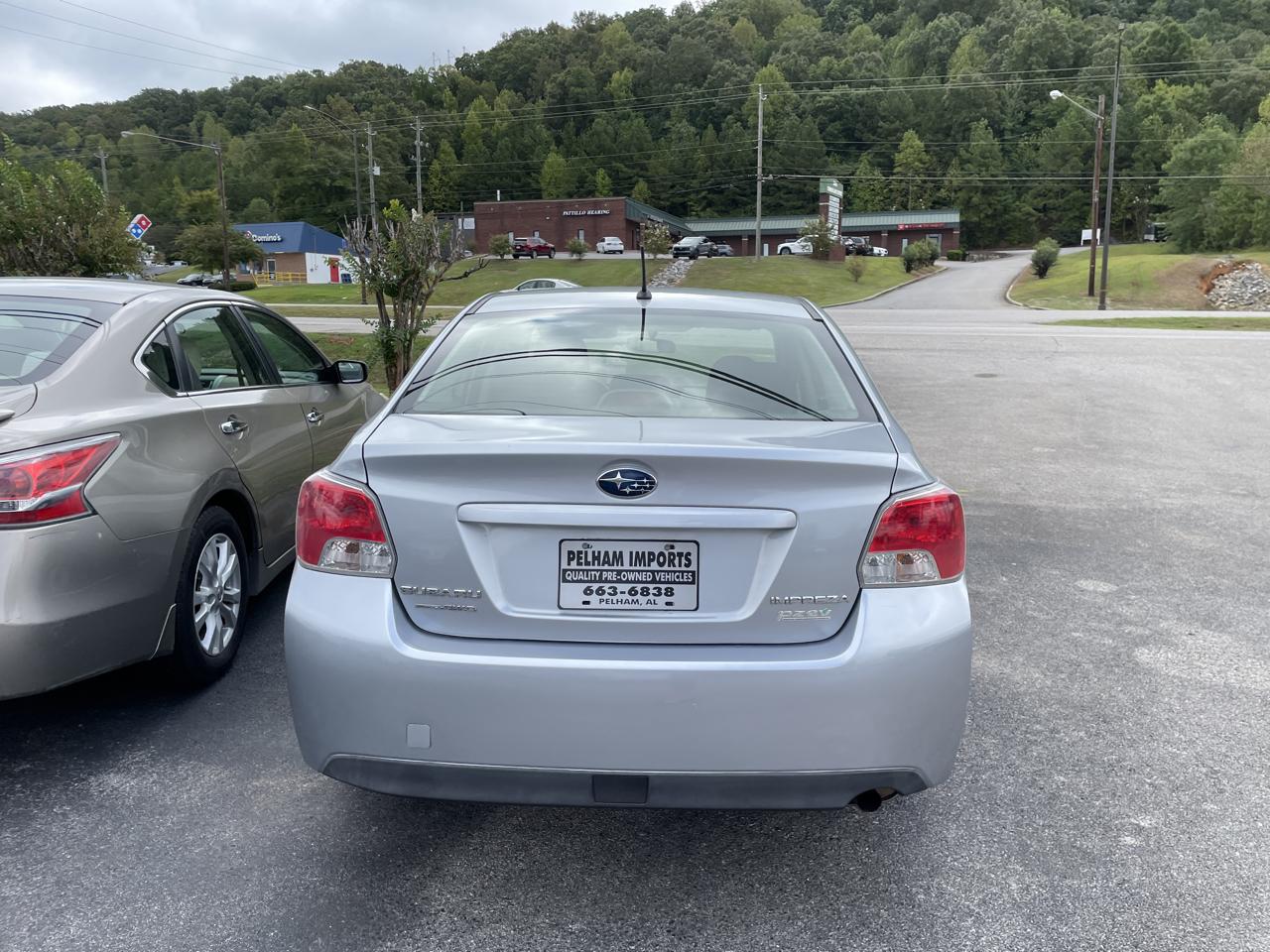Subaru Impreza Sedan 4dr Auto 2.0i 2013