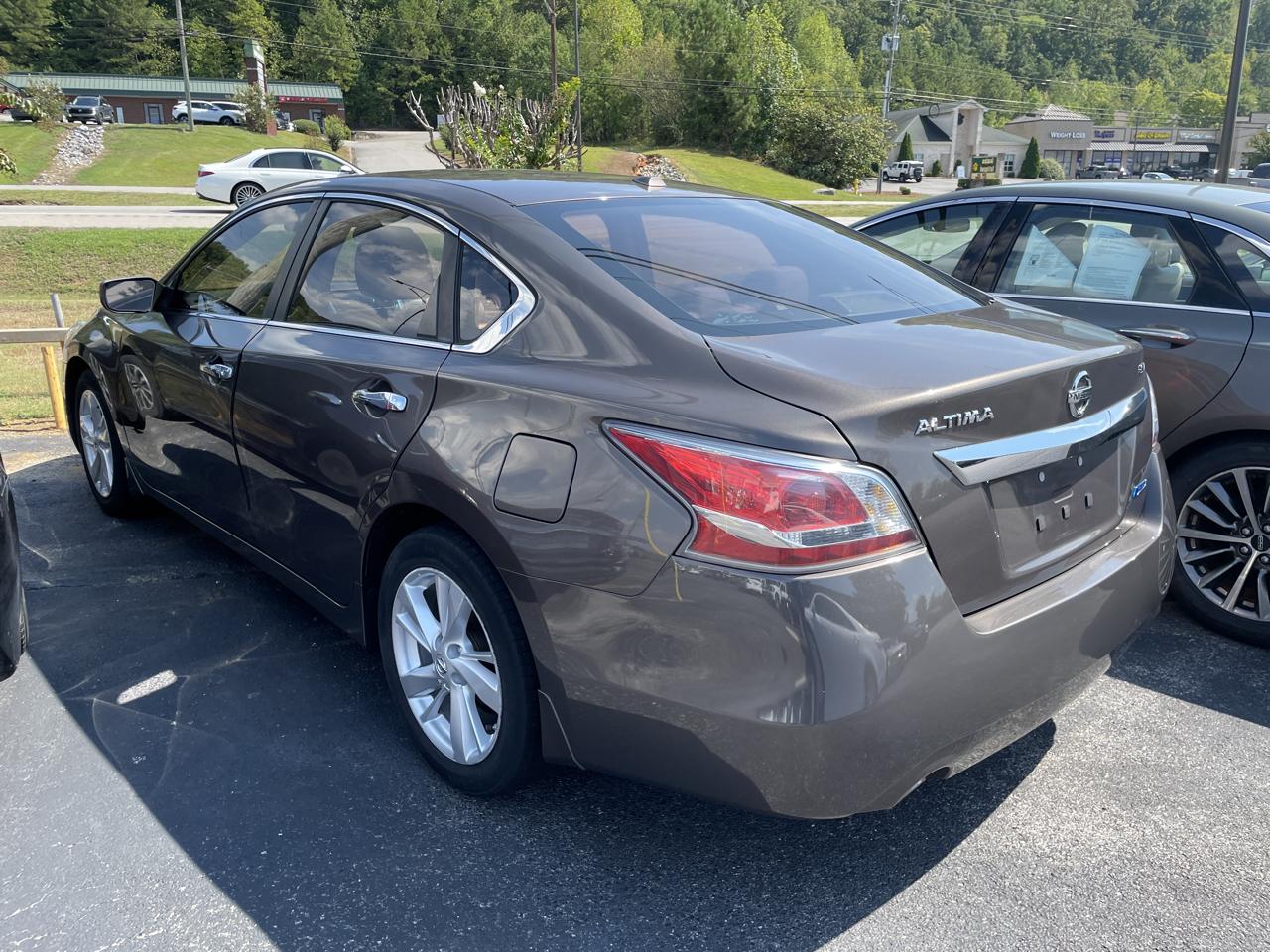 Nissan Altima 4dr Sdn I4 2.5 SV 2014