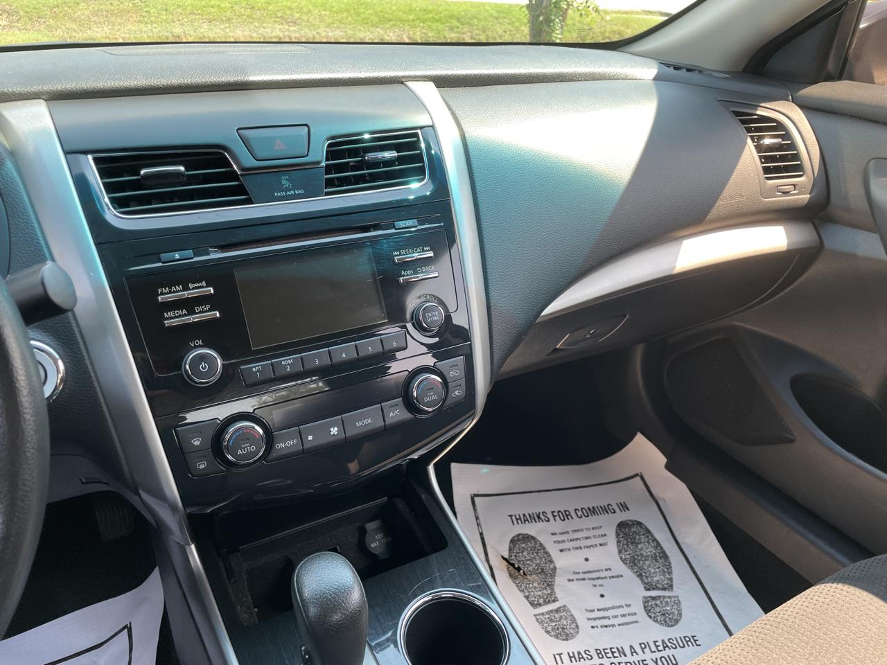 Nissan Altima 4dr Sdn I4 2.5 SV 2014