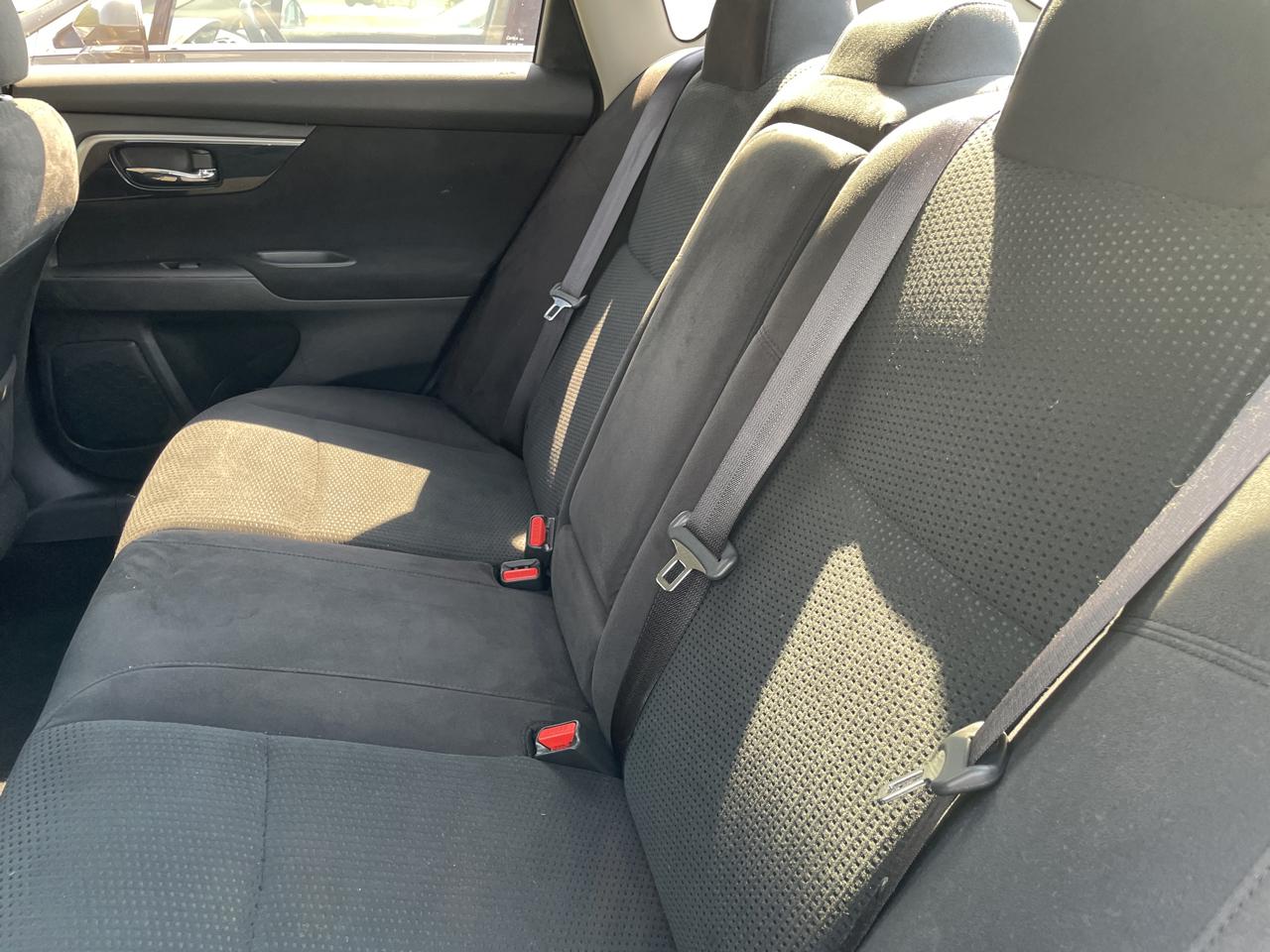 Nissan Altima 4dr Sdn I4 2.5 SV 2014