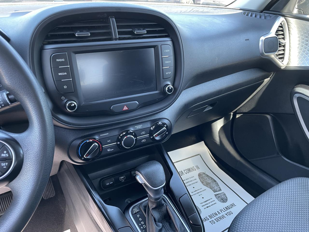 Kia Soul LX IVT 2022