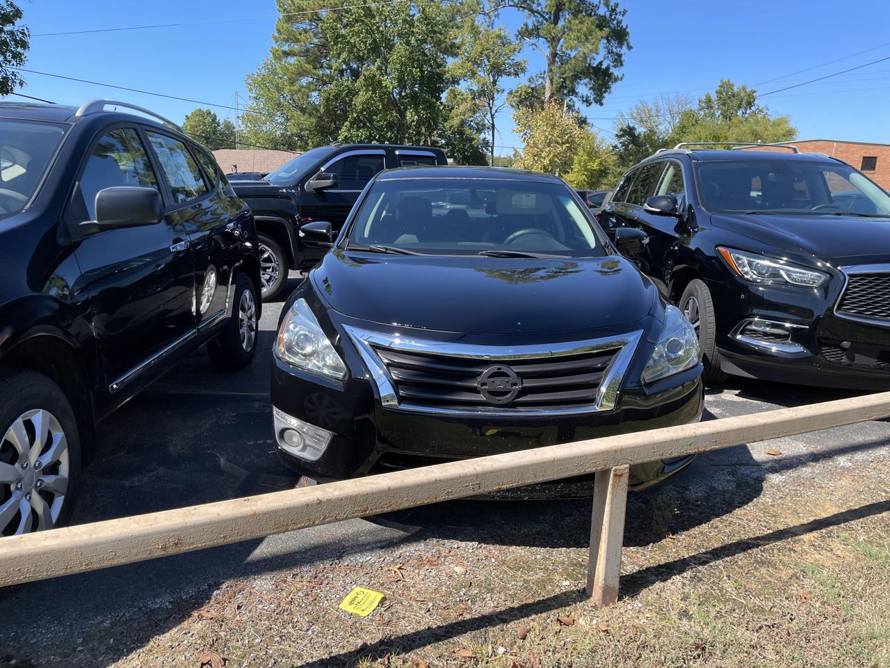 Nissan Altima 4dr Sdn V6 3.5 SL *Ltd Avail* 2015