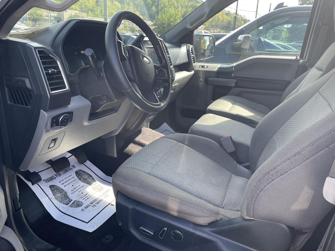 Ford F-150 2WD SuperCab 145" XLT 2016